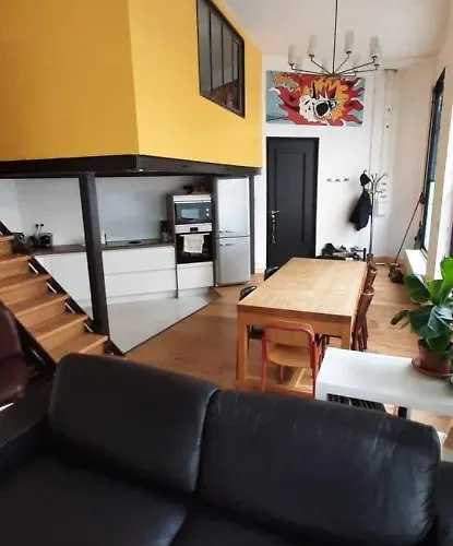 Duplex Industriel Au Coeur De Apartamento *